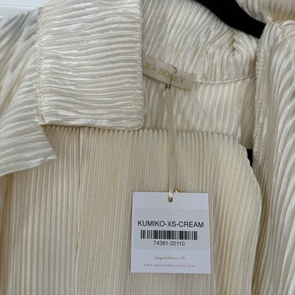 NWT MILK + HONEY Kumiko Plisse Blouse And Pant Set Cream XS - Picture 6 of 6